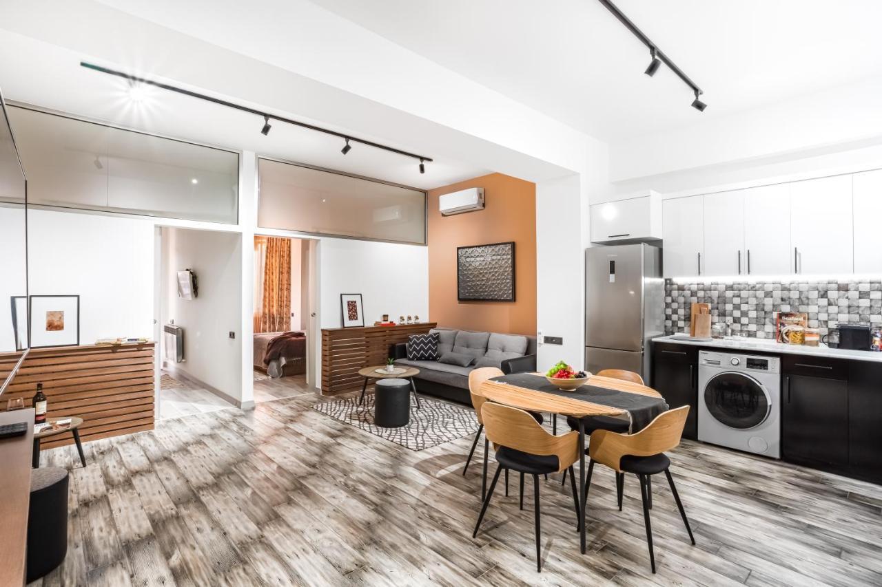 Hotelise I Gin Apartment Erevan Esterno foto