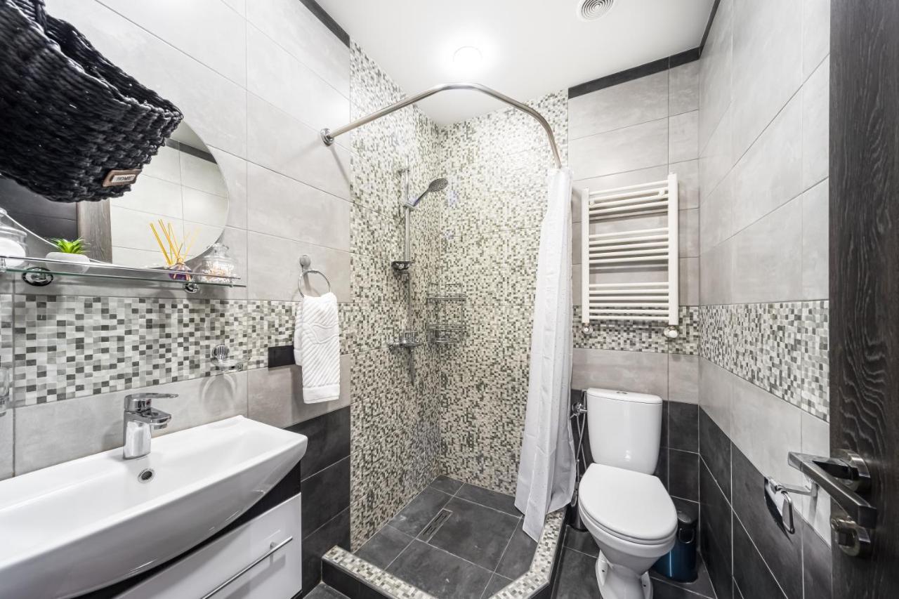 Hotelise I Gin Apartment Erevan Esterno foto